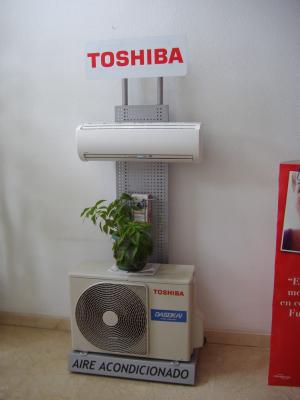 INSTALACION Y MANTENIMIENTO AIRE ACONDICIONADO